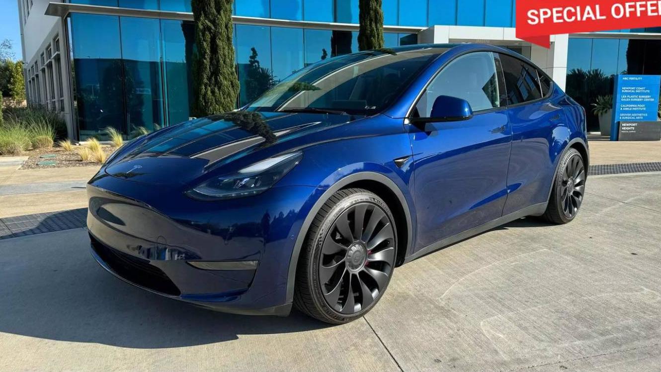 TESLA MODEL Y 2021 5YJYGDEF1MF211833 image